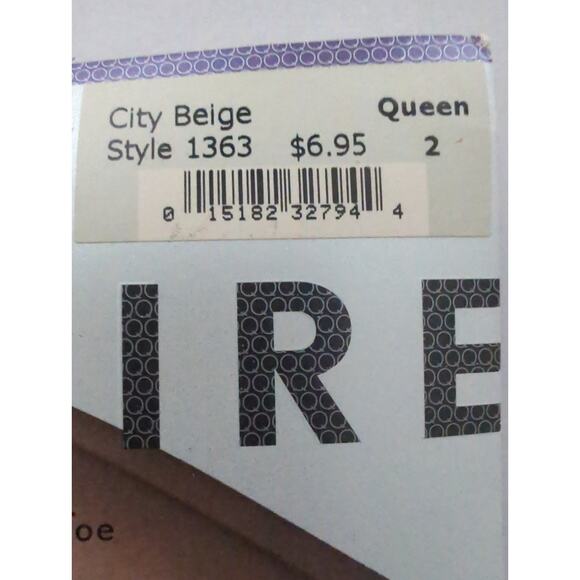 BERKSHIRE Romantic Thigh High Sheer Toe Style 1363 City Beige Queen 2 VTG NEW - Picture 2 of 3